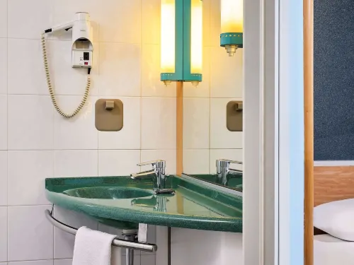 Ibis Firenze Prato Est Rum Photos