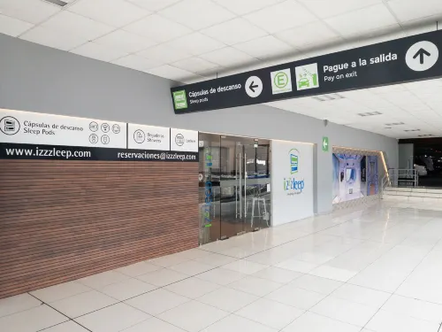 Izzzleep Aeropuerto Terminal 1 Circondario Photos