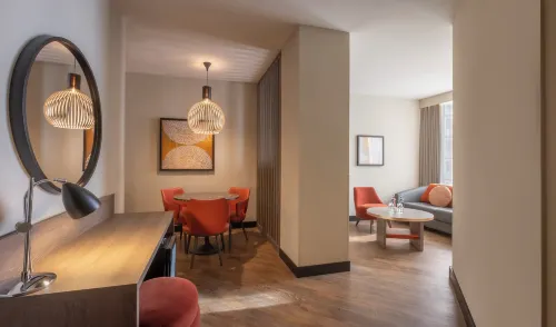 Clayton Hotel Düsseldorf City Centre Photos