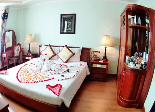 Khách sạn Ninh Kiều 2 Phòng Photos