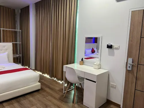 River Grand Hotel Photos