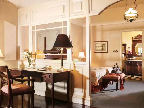 Hotel Majapahit Surabaya - MGallery Kamar Photos