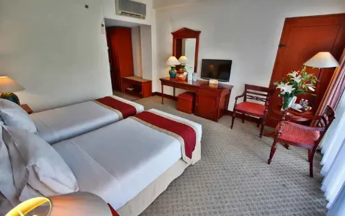 The Jayakarta Suites Bandung Phòng Photos