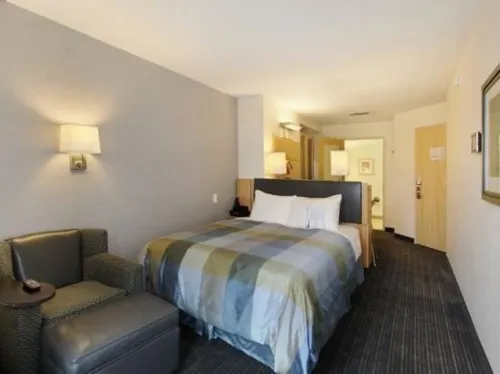 World Center Hotel Photos