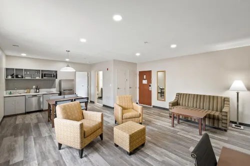 The English Inn of Charlottesville Rooms Photos