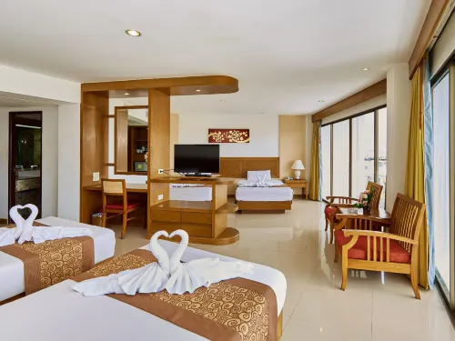 Royal Palace Hotel Rooms Photos
