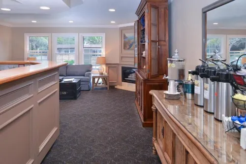 Sand Pebbles Inn Public Areas Photos