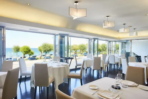 Hotel Silken Rio Santander Restauration Photos