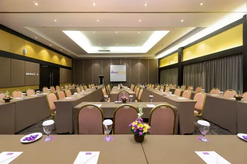 Quest Hotel Kuta Bali  by Aston Бизнес-удобства Photos