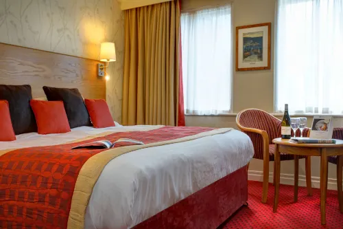 Best Western Plus Milford Hotel Rooms Photos