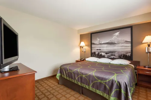 Super 8 by Wyndham Abbotsford BC Rooms Photos