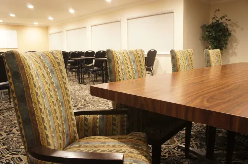 Best Western Plus Inn of Hayward Espaces Affaires Photos