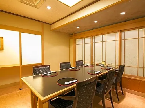 Gifu Grand Hotel Restauration Photos