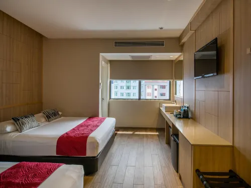 Hotel 81 Premier Star Kamar Photos