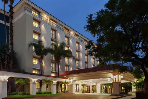 Embassy Suites by Hilton Arcadia-Pasadena Area À ne pas manquer Photos