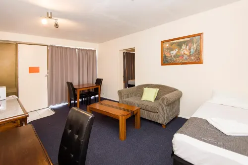 Mid City Motor Inn Camere Photos