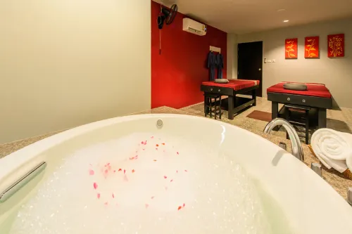 Recenta Suite Phuket Suanluang Da non perdere Photos