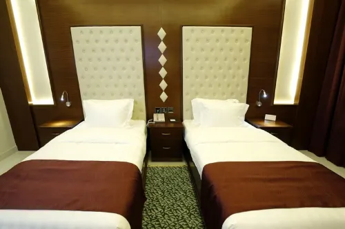 Queen Palace Hotel Photos