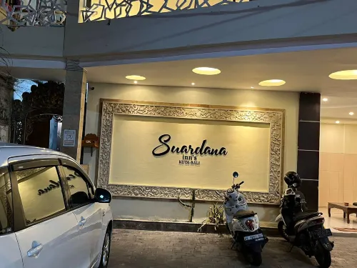 Suardana Inn's بالقرب من الفندق Photos