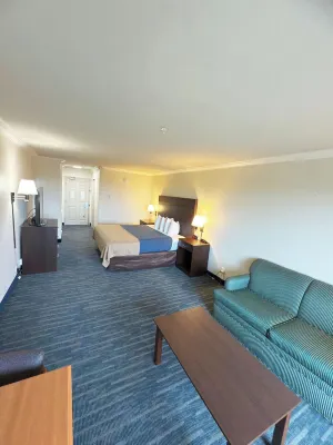 Coratel Inn and Suites by Jasper Ocean Shores Rooms Photos