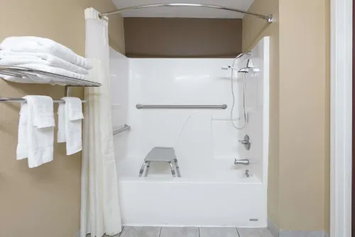 Microtel Inn & Suites by Wyndham Scott Lafayette Phòng Photos