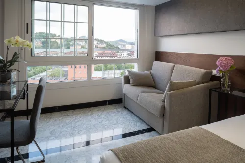Hotel Avenida Rooms Photos
