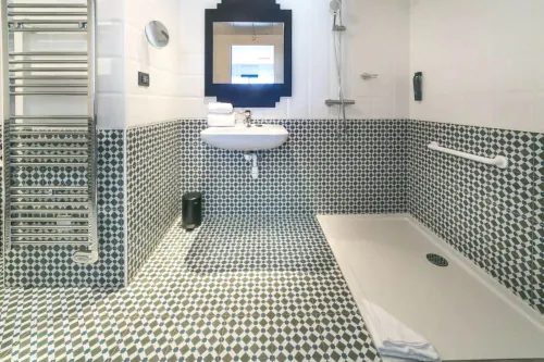Best Western Hotel Journel Saint-Laurent-Du-Var Camere Photos