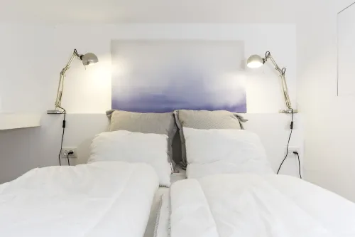 Seaside Escape with Blissful Balcony and Mamad by Sea N' Rent Chambres Photos
