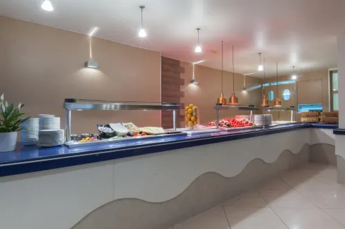 Blubay Apartments by ST Hotels Ăn uống Photos