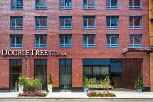 Doubletree by Hilton New York Times Square West Exterior Photos