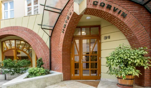 Corvin Hotel Budapest Sissi Wing Extérieur Photos