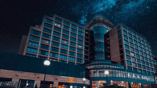 Hotel Grand Chancellor Hobart Photos