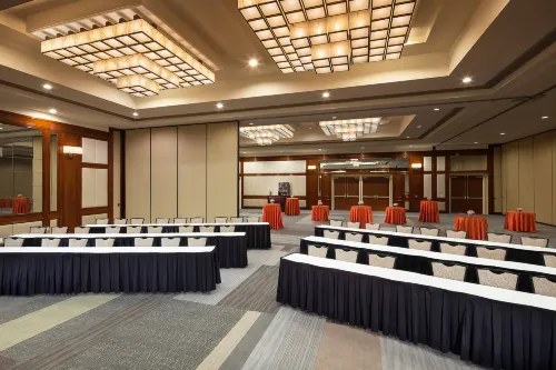 The Westin Long Beach Business Facilities Photos