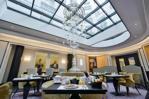 Maison Astor Paris, Curio Collection by Hilton Dining Photos