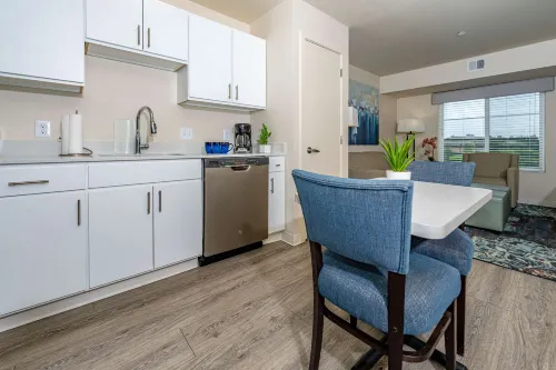 Soka Suites Dallas - Las Colinas Photos