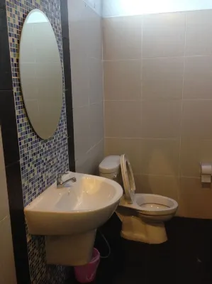 U2 Inn Rooms Photos