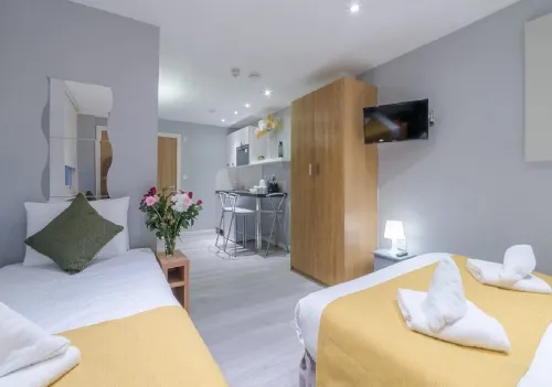 Hyde Park Executive Apartments Photos