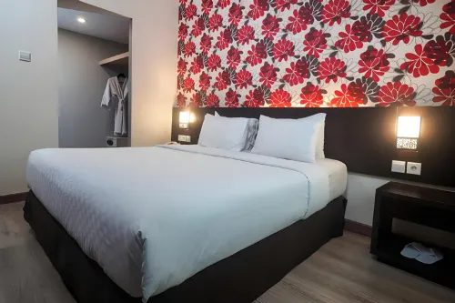 Solo Paragon Hotel & Residence Photos