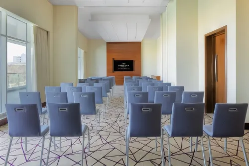 Crowne Plaza Muscat OCEC Espaces Affaires Photos