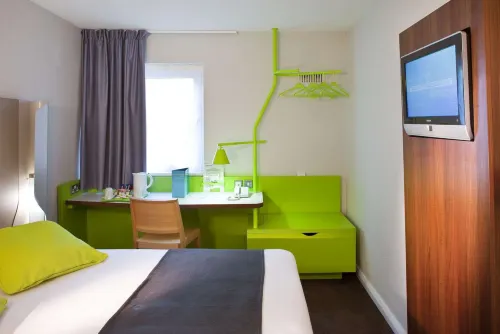 Campanile Swindon Rooms Photos
