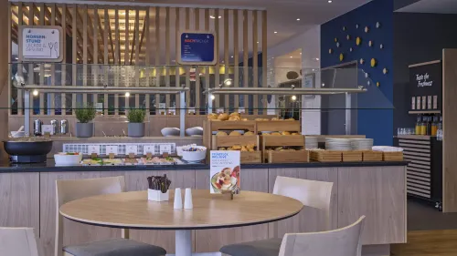 Holiday Inn Express Dusseldorf - City North Ristorazione Photos