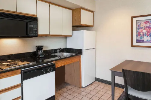 Affordable Suites of America Detroit-Warren Photos