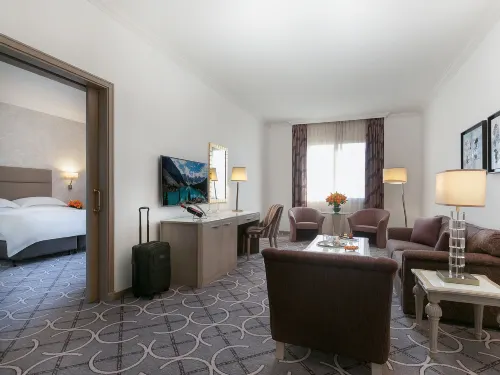 Gefinor Rotana Photos