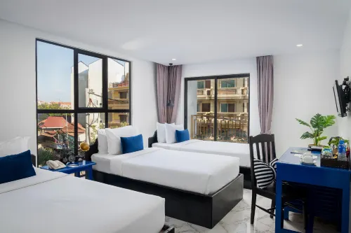 The Rabbit Hole Hotel & Spa Photos