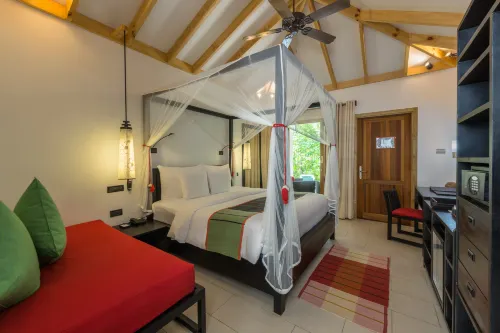 Vilamendhoo Island Resort & Spa Photos