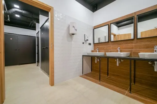 Chors Like a Hotel - Hostel Rooms Photos