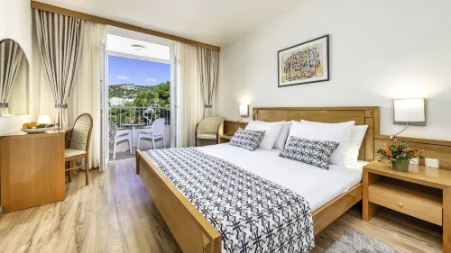 Hotel Splendid Kamar Photos