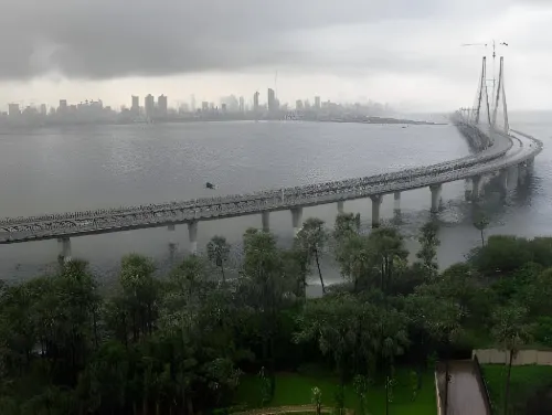 Taj Lands End Near Hotel Photos