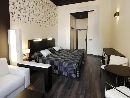 Alhambra Suites Photos