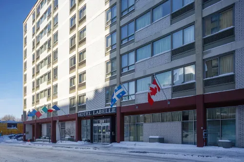 Hotel les Suites Labelle Extérieur Photos
